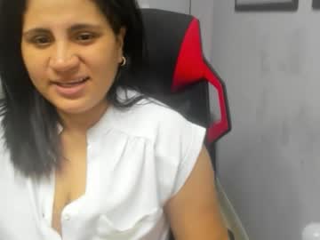 Alma_W8 Chaturbate stream image from August 08, 2025