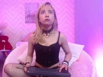 Ivy_Dark Chaturbate stream image from August 08, 2025