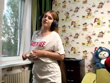 Tenishamilin Chaturbate stream image from August 08, 2025