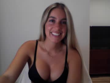 Missdelphine Chaturbate stream image from August 08, 2025