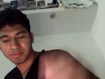Mangopitudo Chaturbate stream image from August 08, 2025