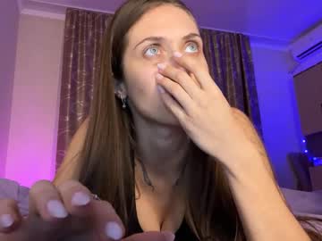 Laura_Hunter Chaturbate stream image from August 08, 2025
