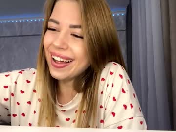 Maxinegrindel Chaturbate stream image from August 08, 2025