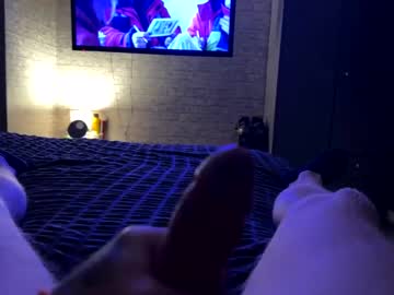 Newboi92 Chaturbate stream image from August 08, 2025