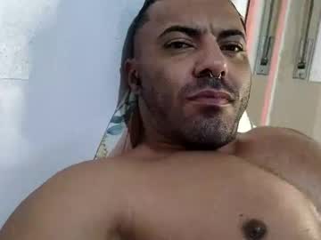 Belmontxx Chaturbate stream image from August 08, 2025