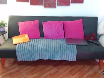 Sunny_Varez Chaturbate stream image from August 09, 2025