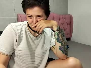 Bug2025 Chaturbate stream image from August 09, 2025