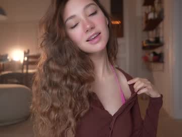Mia_Elfie Chaturbate stream image from August 09, 2025