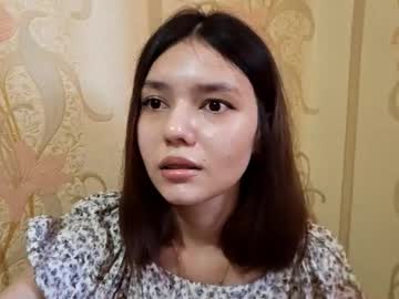 Helgakraszewski Chaturbate stream image from August 09, 2025