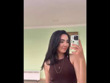 Jenifersimon Chaturbate stream image from August 09, 2025
