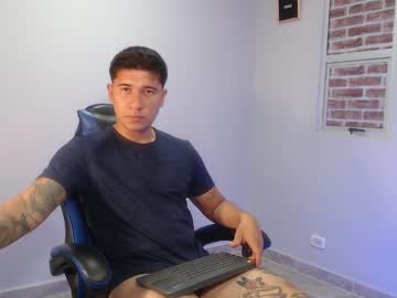 Fliprodriguez Chaturbate stream image from August 09, 2025