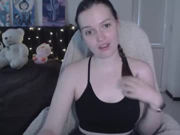 Little__Flowers Chaturbate stream image from August 09, 2025