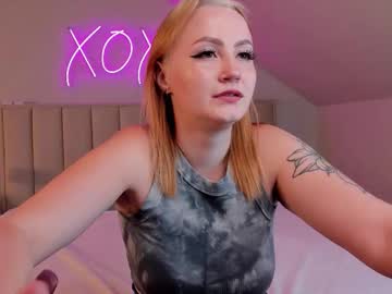 Joyce_Howard Chaturbate stream image from August 09, 2025