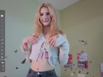 Aftermoons Chaturbate stream image from August 09, 2025