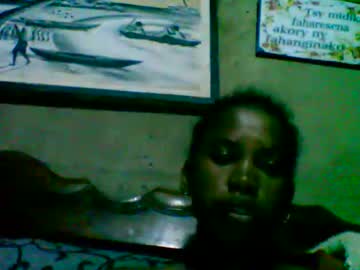 Bella25001 Chaturbate stream image from August 09, 2025
