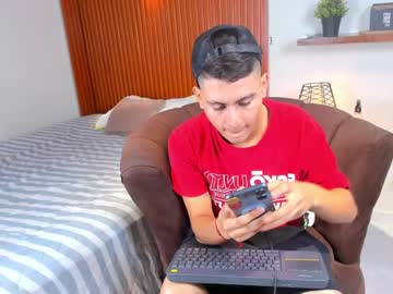 Maxc_Lion Chaturbate stream image from August 09, 2025