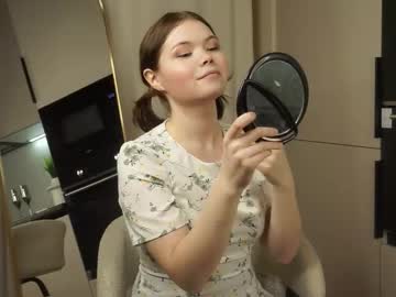 Siuchivalette Chaturbate stream image from August 09, 2025