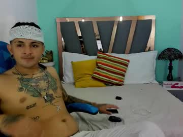 Lia_And_Thom_ Chaturbate stream image from August 09, 2025