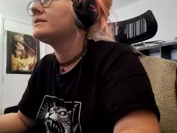 Nin10do Chaturbate stream image from August 09, 2025