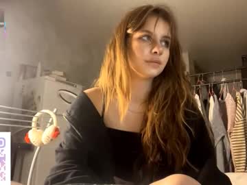 Kissnotilt Chaturbate stream image from August 09, 2025