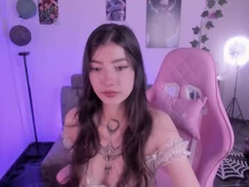 Cami_Mila99 Chaturbate stream image from August 10, 2025