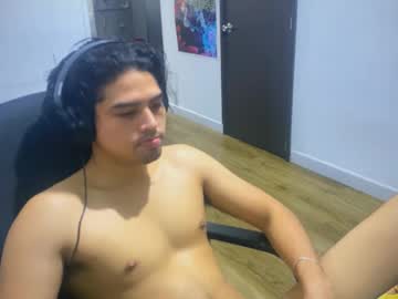 Liamrides Chaturbate stream image from August 10, 2025