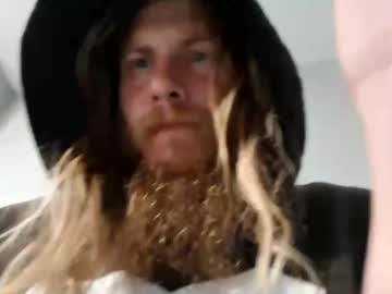 Mommyissues2386 Chaturbate stream image from August 10, 2025