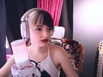 Avi_Nile Chaturbate stream image from August 10, 2025