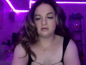Biigbiiaa Chaturbate stream image from August 10, 2025