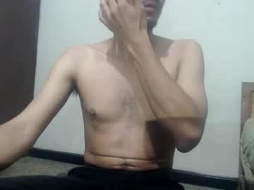 Snackontime19 Chaturbate stream image from August 10, 2025