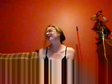 We69backwards Chaturbate stream image from August 10, 2025