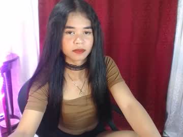 Rennygurl Chaturbate stream image from August 10, 2025
