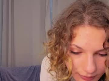 Aetheriabloom Chaturbate stream image from August 10, 2025