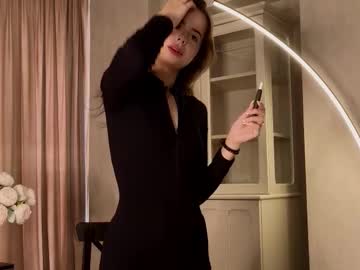 Kadinaing Chaturbate stream image from August 10, 2025