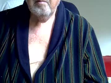 Hotejok Chaturbate stream image from August 10, 2025