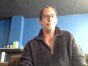Handsomeguy4ever Chaturbate stream image from August 10, 2025
