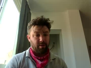 Leomessy33 Chaturbate stream image from August 10, 2025