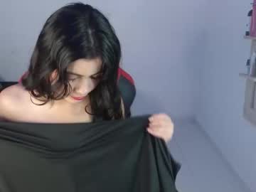 Scarlettfox723 Chaturbate stream image from August 10, 2025