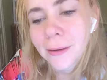 Milora_ Chaturbate stream image from August 10, 2025