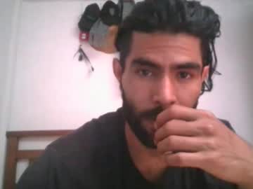 Hideonbush051 Chaturbate stream image from August 10, 2025