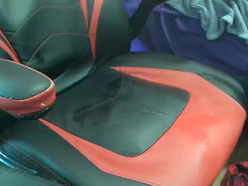 Dasmaskedmann Chaturbate stream image from August 10, 2025
