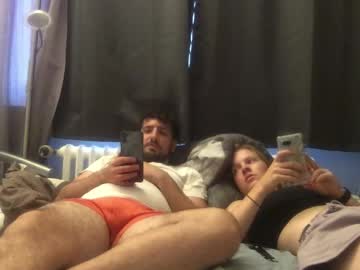 Rumrumra Chaturbate stream image from August 10, 2025