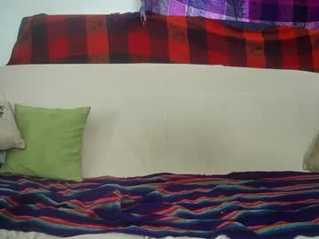 Lux_Uri Chaturbate stream image from August 10, 2025