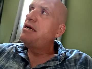 227xzr Chaturbate stream image from August 10, 2025