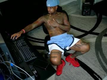 Slangondemhoes Chaturbate stream image from August 10, 2025