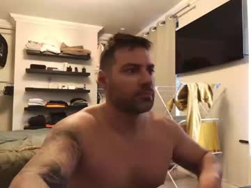 Ukcamshow Chaturbate stream image from August 10, 2025