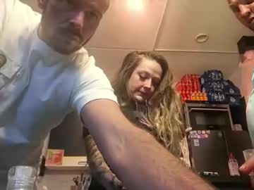 Weetik123 Chaturbate stream image from August 10, 2025