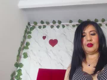 Agataleoncm101 Chaturbate stream image from August 10, 2025