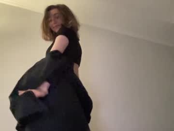 Ellynella Chaturbate stream image from August 10, 2025