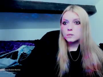 Blacklimoon Chaturbate stream image from August 10, 2025